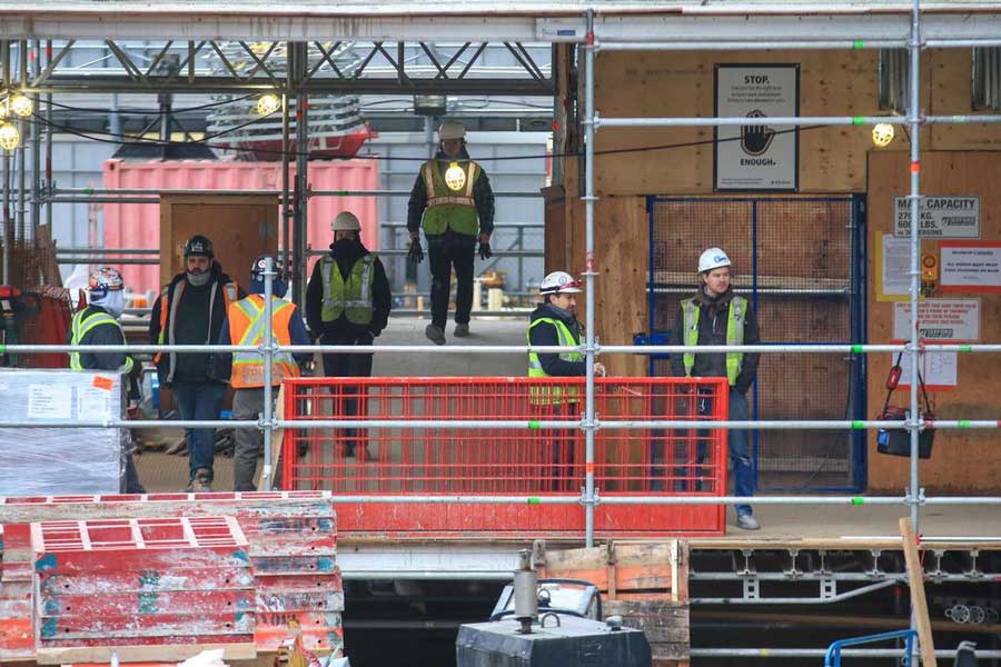 ‘It’s just a flu’: COVID prevention rules are often ignored on Toronto construction sites, workers tell the Star